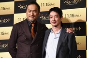 「ベル・カント とらわれのアリア」ジャパンプレミアの様子。左から渡辺謙、加瀬亮。