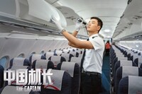 「高度一万メートルの奇跡」