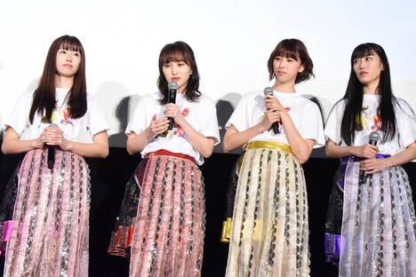 左から佐々木彩夏、百田夏菜子、玉井詩織、高城れに。