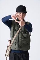 森下能幸演じるベテランカメラマン・松尾正平。