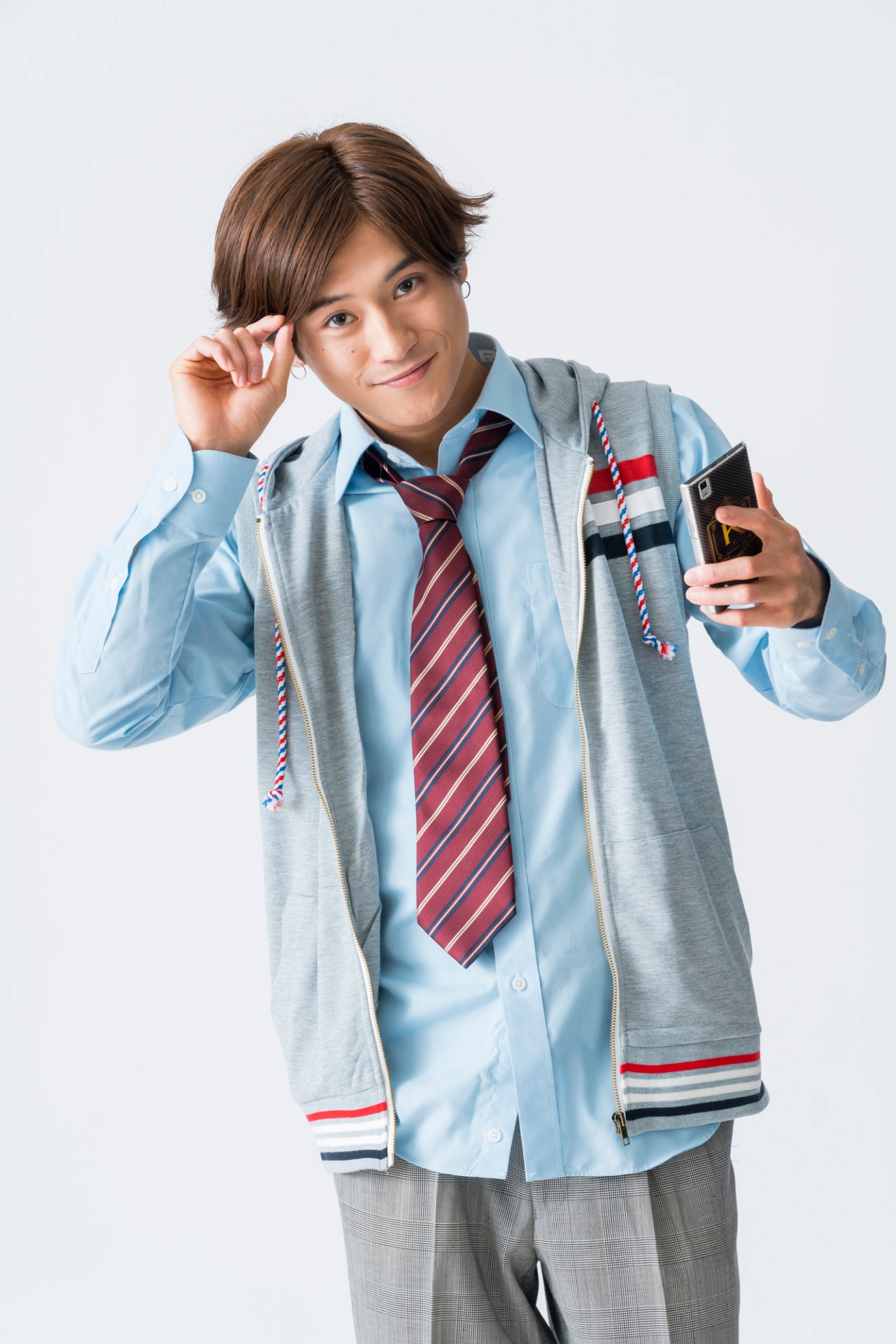 原嶋元久演じる俳優・石田謙信。
