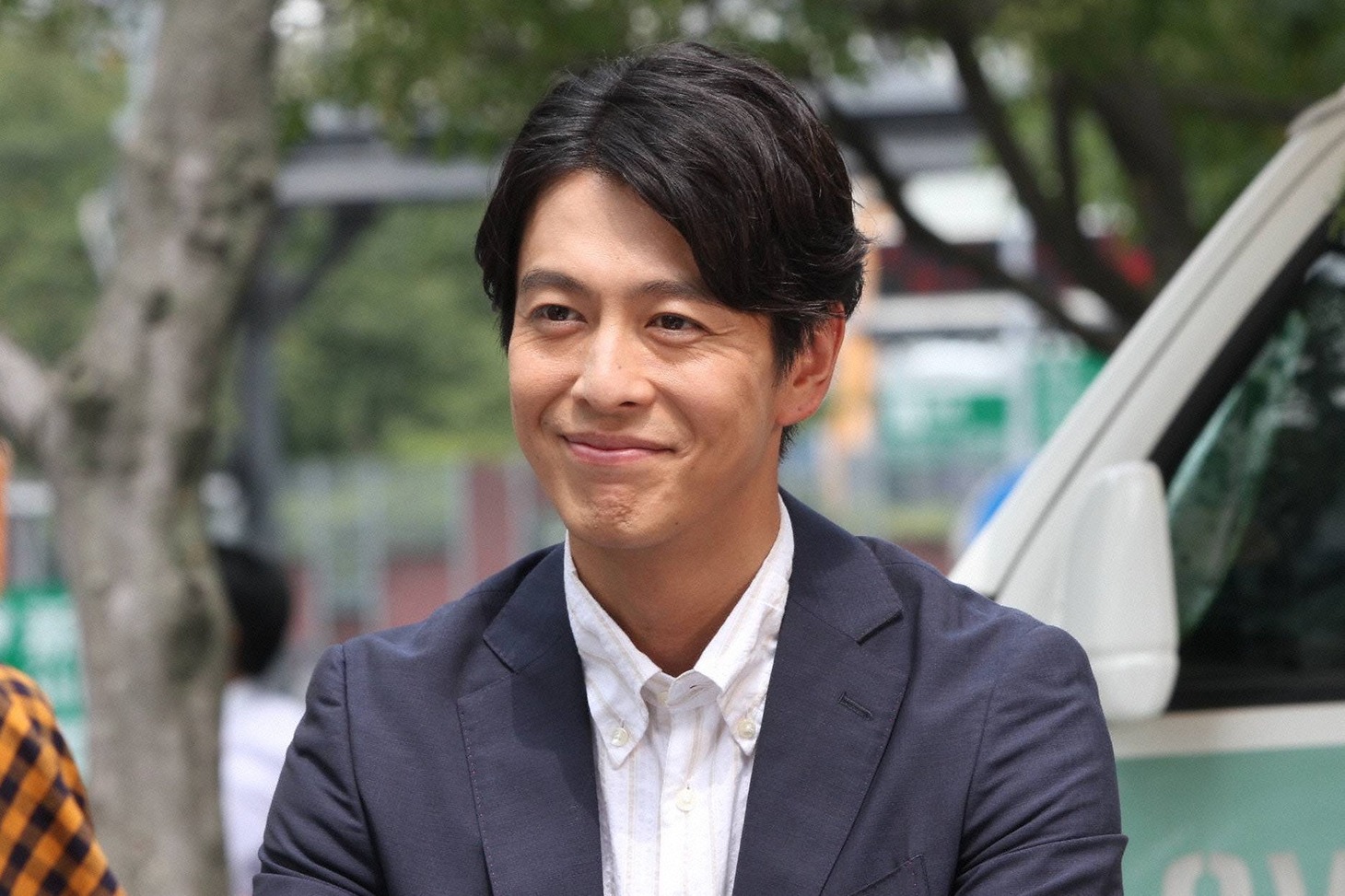 中林大樹演じる貝塚タケシ。