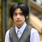 「万引き家族」の城桧吏が「時効警察」出演、向井理の少年時代演じる