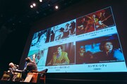 上映候補作品について話す細野晴臣（左）。（Photo by Miki Azuma）