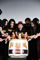 「スペシャルアクターズ」初日舞台挨拶の様子。