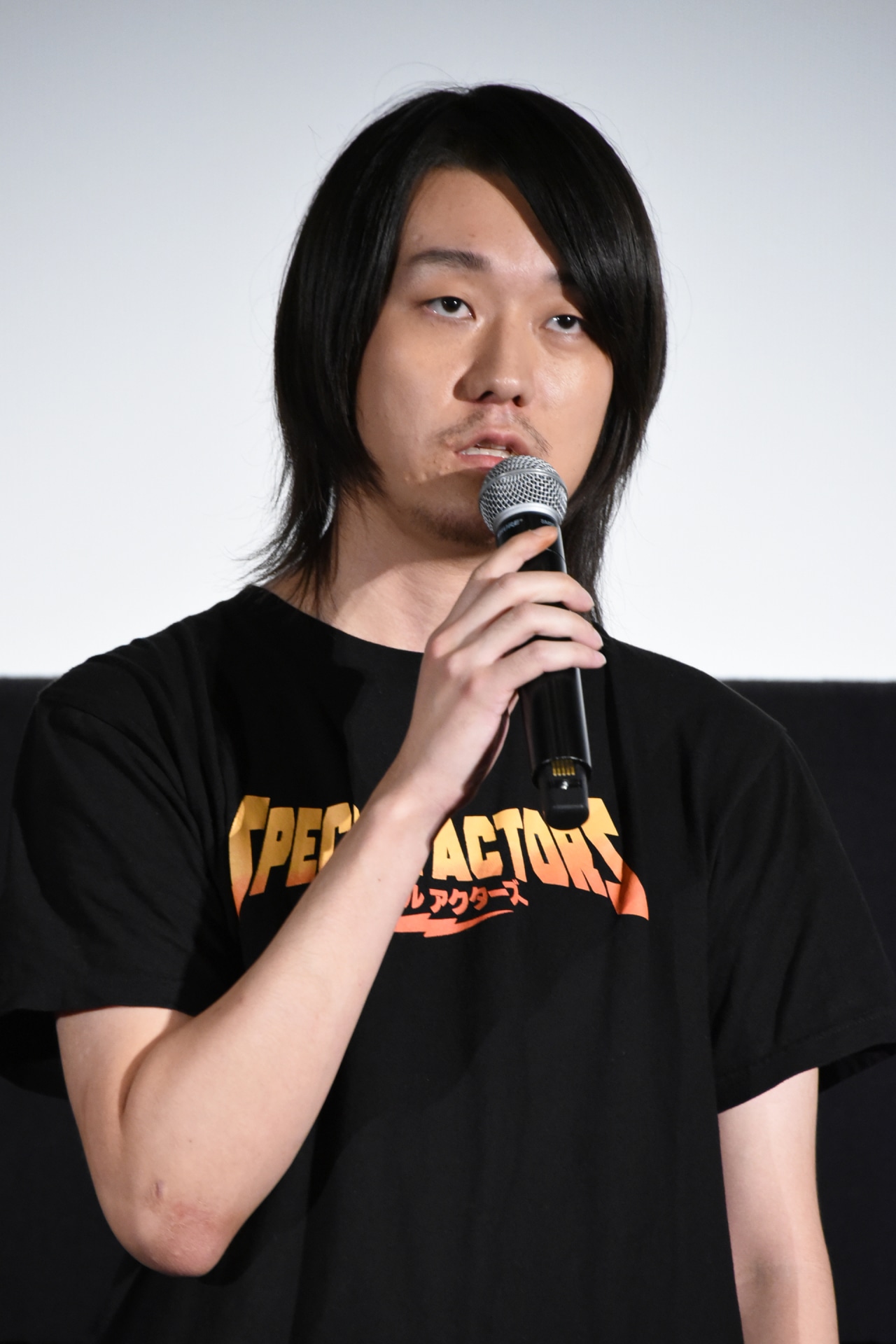 上田耀介