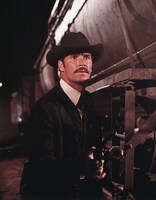 「墓石と決闘」