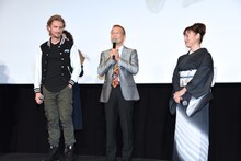 左からフィリップ・ラショー、神谷明、伊倉一恵。