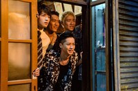 「HiGH&LOW THE WORST」より、希望ヶ丘団地メンバー。