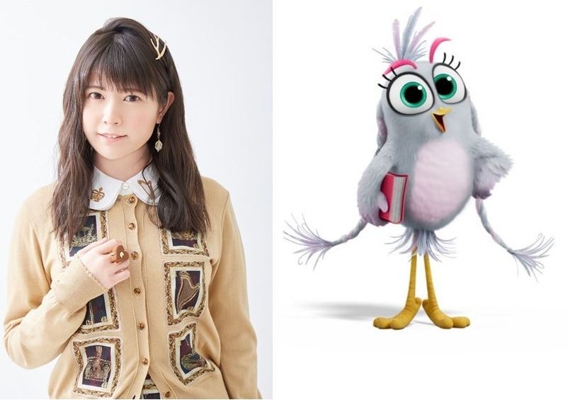 左から竹達彩奈、シルヴァー。