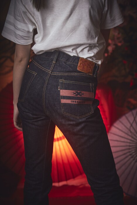 「トリプルX」×「桃太郎ジーンズ」コラボレーションデザインビジュアル