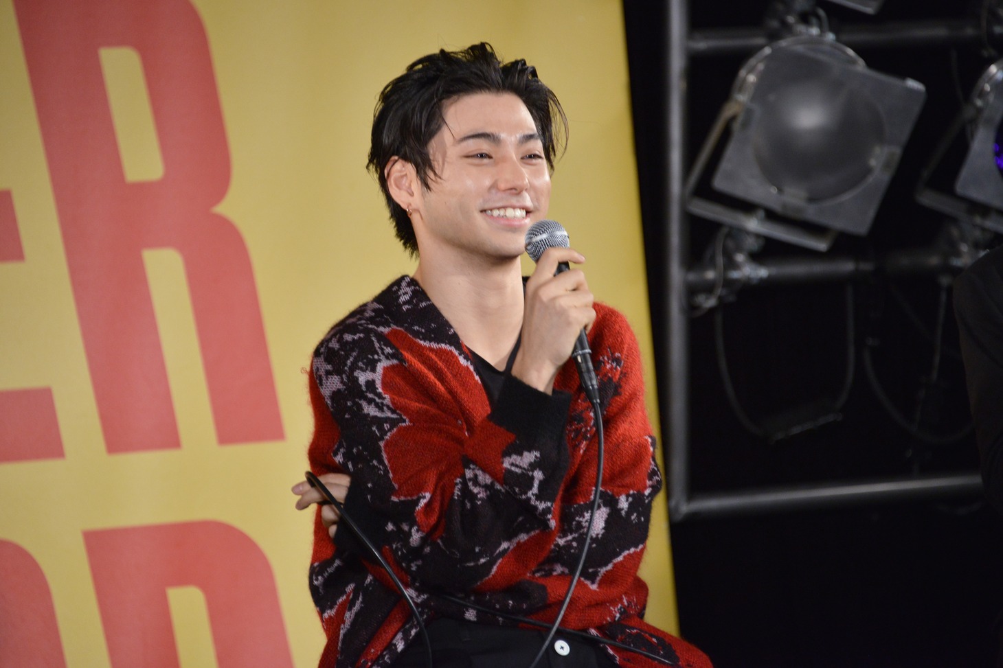 村上虹郎