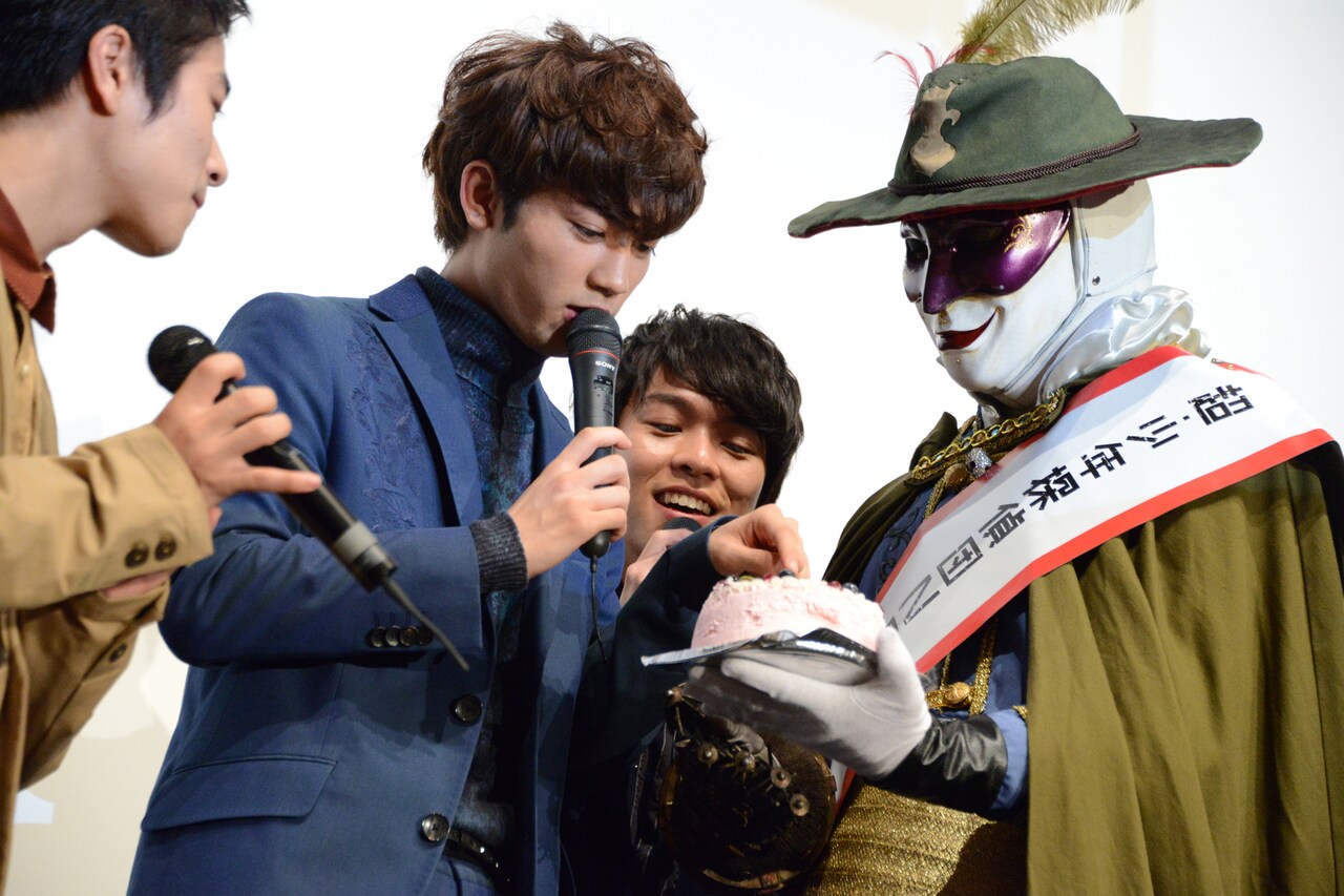 「超・少年探偵団」舞台挨拶にM!LK瑞生、二十面相がバースデーケーキをプレゼント