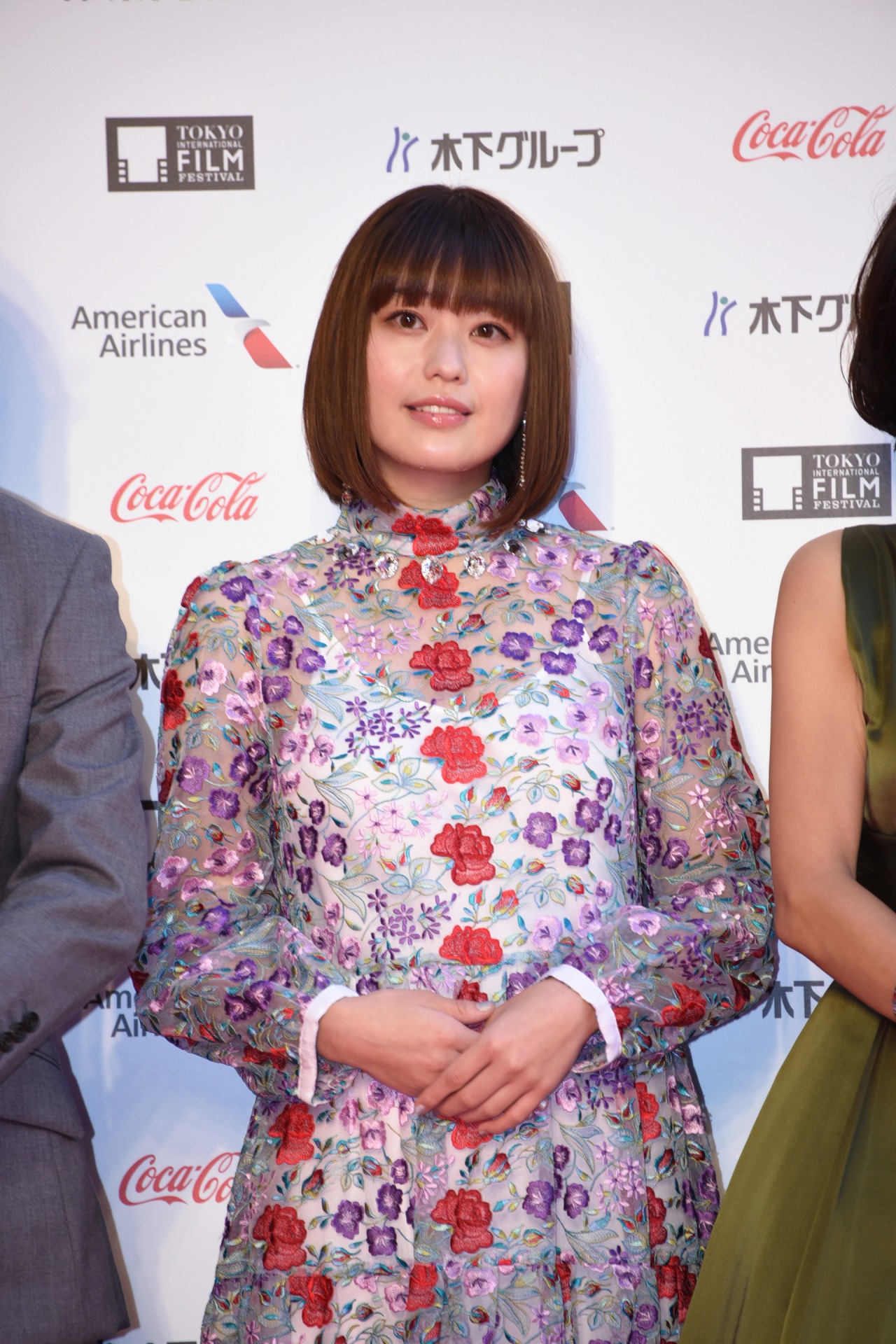 冨手麻妙