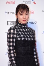 松岡茉優