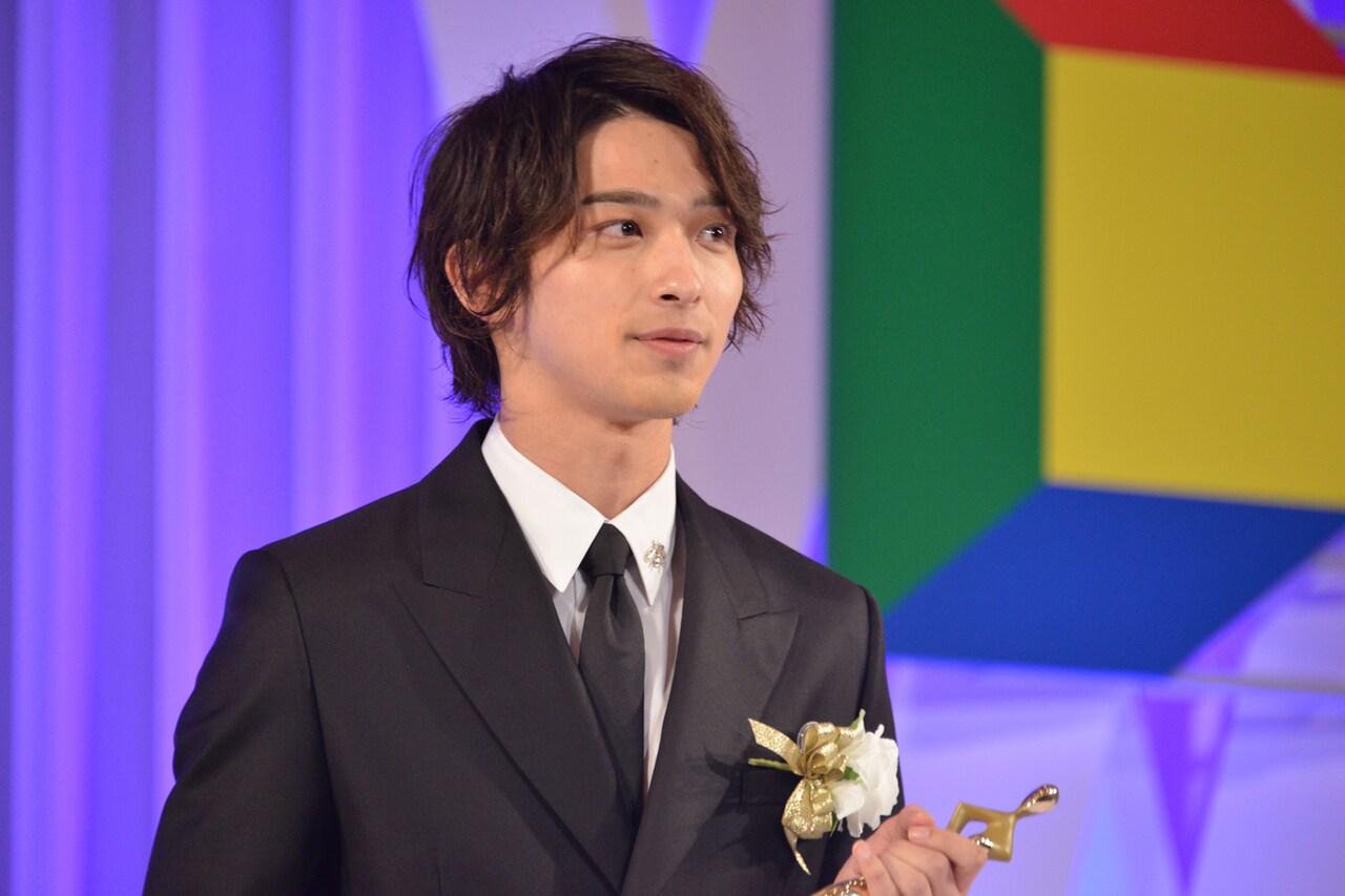 横浜流星がドラマアウォード助演男優賞に、「はじこい」匡平との共通点語る