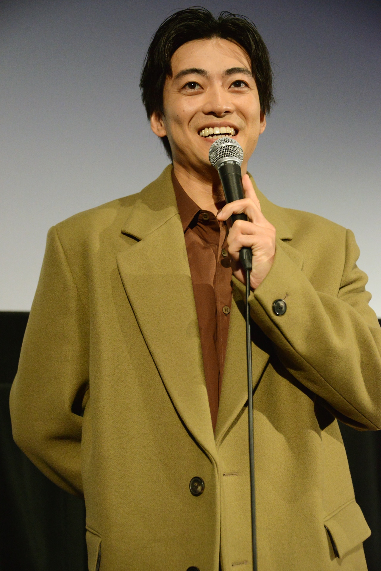 大東駿介