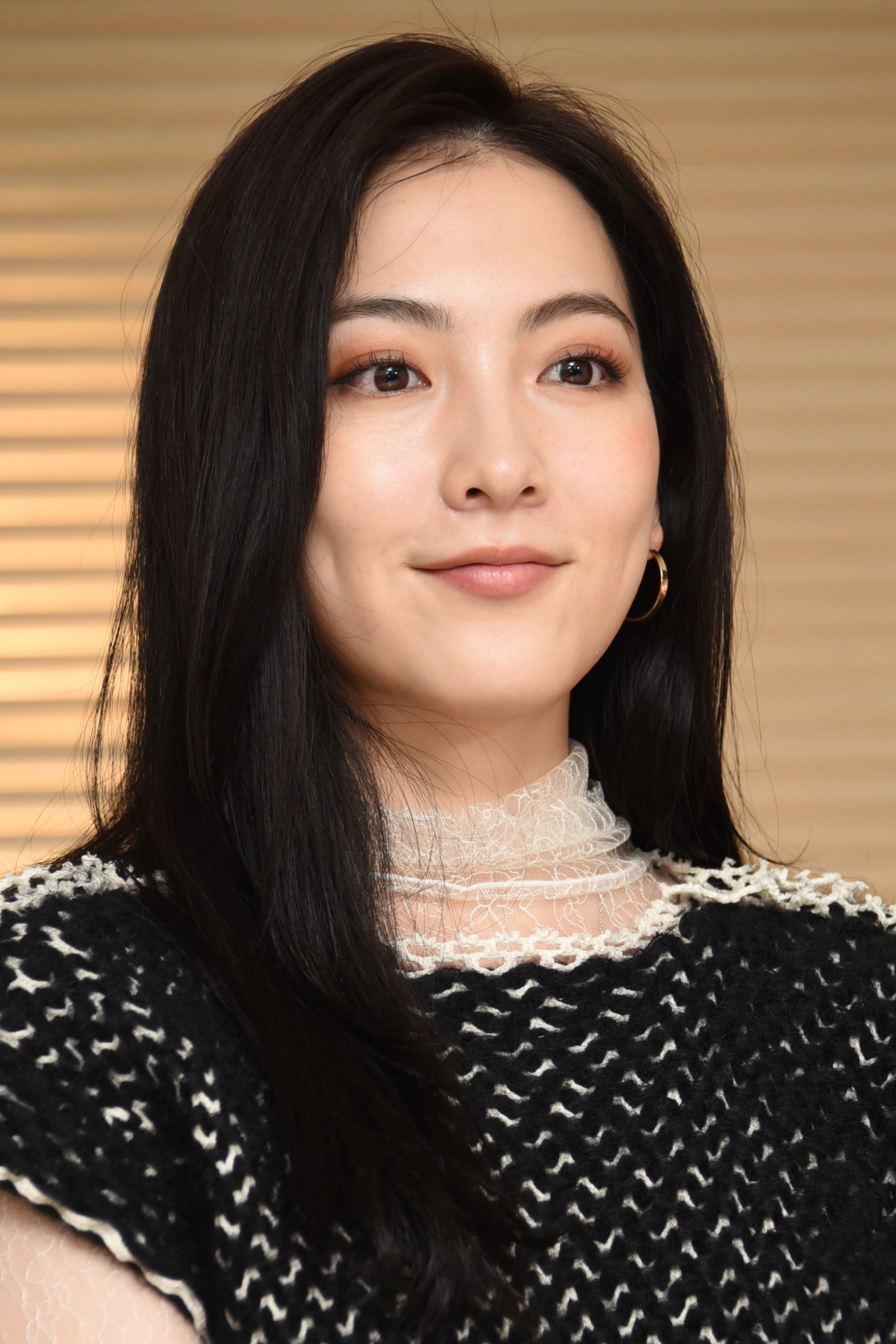 知英