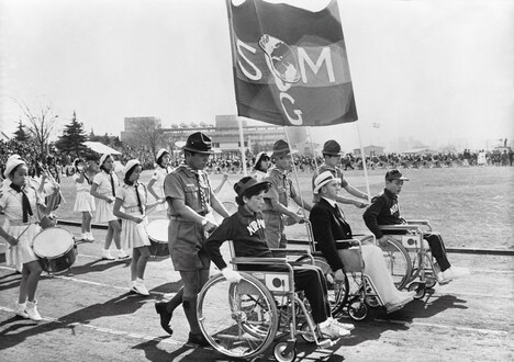 「東京パラリンピック 愛と栄光の祭典」