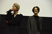 左から前田公輝、塩野瑛久。