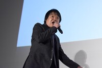 手代木さながらの怒鳴り声を上げながら登壇した星田英利。