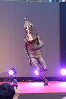 ターンするケムール人。