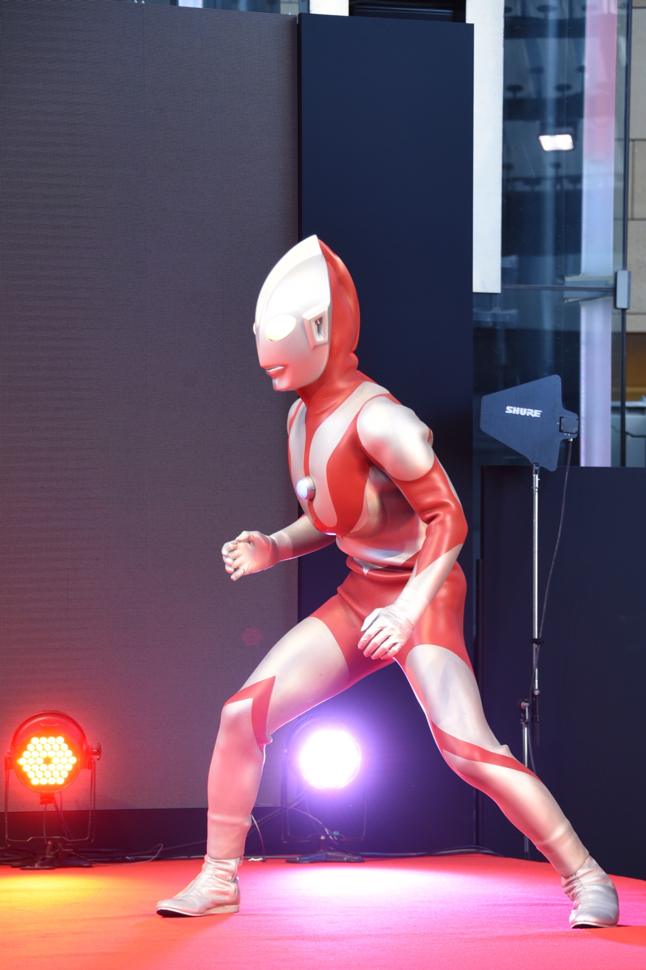 ウルトラマン