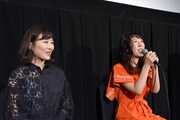 左から伊藤沙莉、山田佳奈。