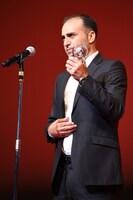 「死神の来ない村」で国際交流基金アジアセンター特別賞を受賞したレザ・ジャマリ。