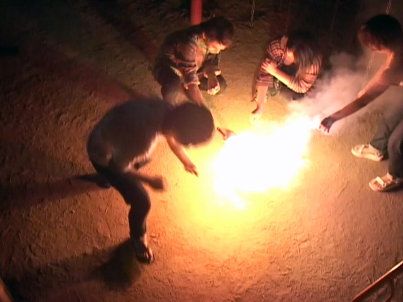 東中野で自主映画の定期上映会始まる、初回は「きえてたまるか」「席のむこう」