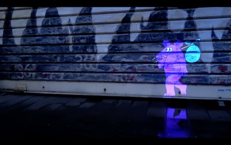 「向かうねずみ」