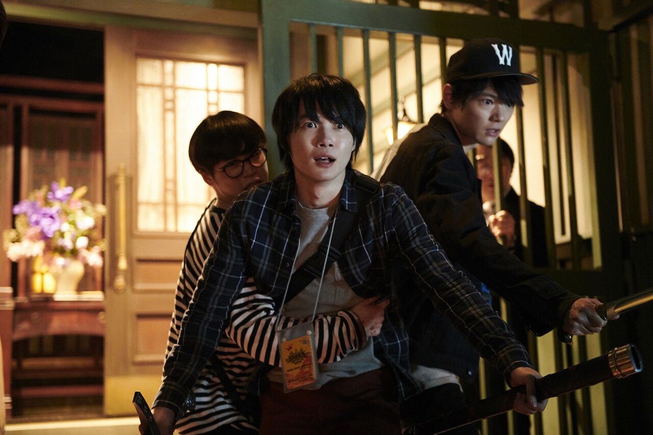 浜辺美波 神木隆之介 中村倫也 直筆 サイン チェキ 屍人荘の殺人 当選品 浜辺美波 神木隆之介 中村倫也 直筆 サイン チェキ 屍人荘の殺人 当選