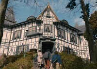 「屍人荘の殺人」