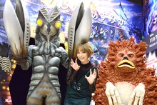 左からバルタン星人、最上もが、ピグモン。