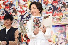 アフレコに挑戦する木村佳乃。