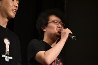 主題歌を担当し、キャストとして出演もしている谷洋幸。