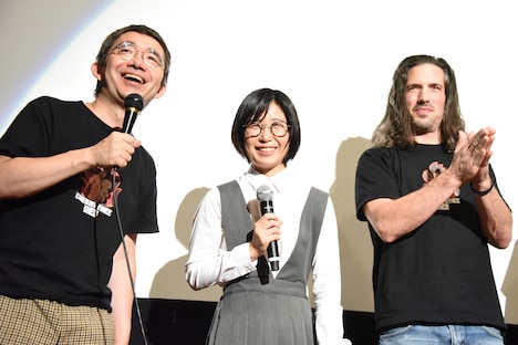 左から岩崎友彦、合アレン、マイケル・ファンコーニ。