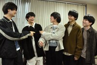左から三船海斗、藤原大祐、細田佳央太、田川隼嗣、福崎那由他。
