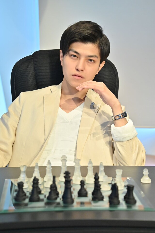 桜木那智演じる天津垓。