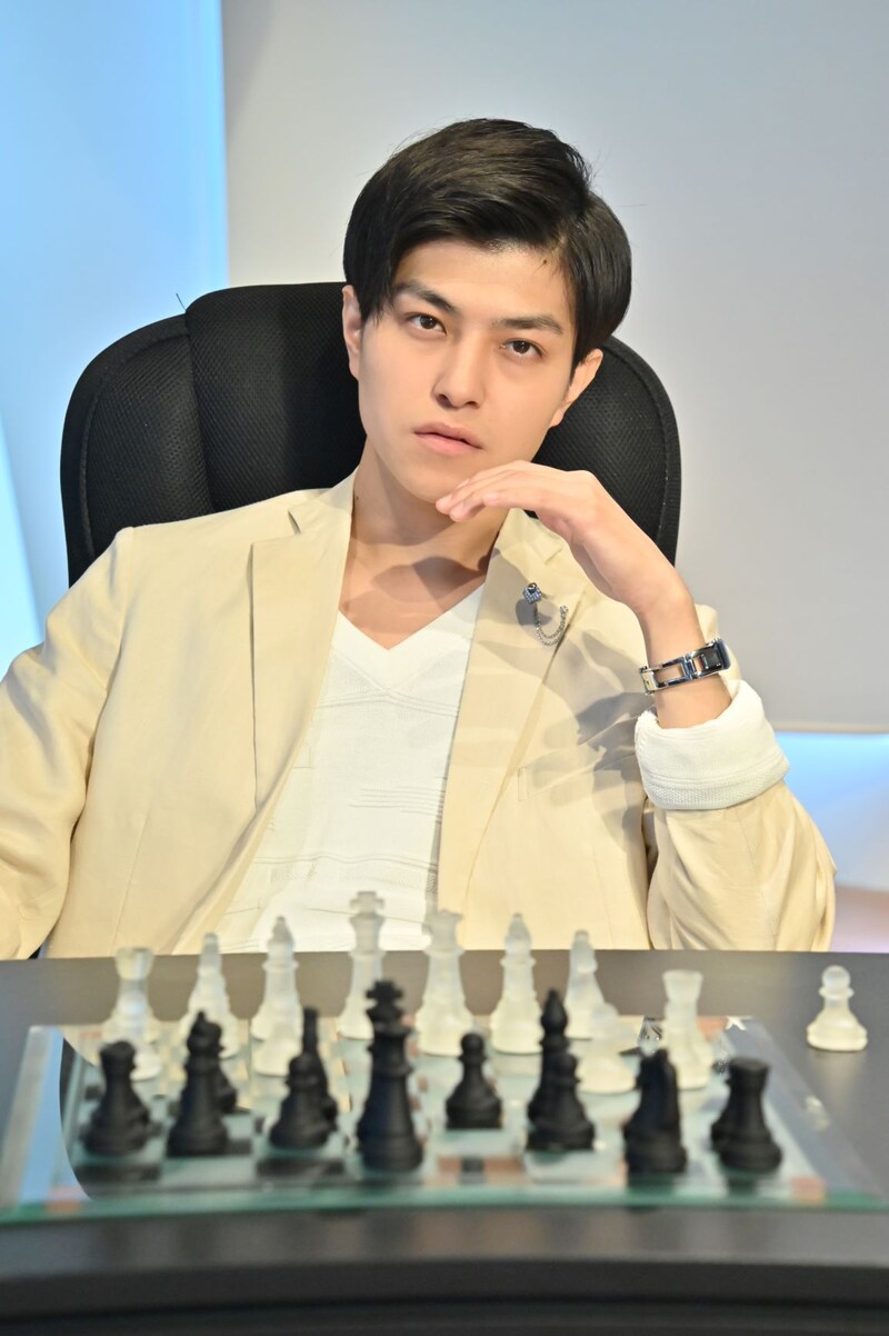 桜木那智演じる天津垓。