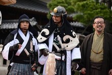 「決算！忠臣蔵」公開直前イベントの様子。左から岡村隆史、堤真一、中村義洋。