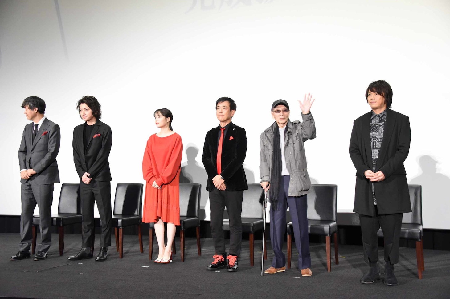舞台挨拶の様子。