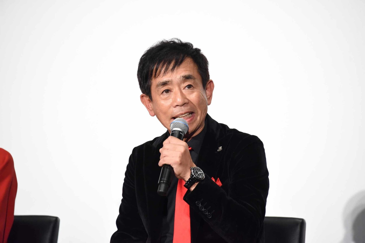 栗田貫一