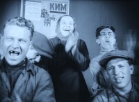 「トルブナヤ通りの家」