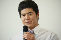 林田一郎役の板橋駿谷。