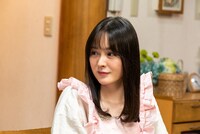 「破天荒フェニックス」より、貫地谷しほり演じる奥田静江。