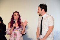 左からオータム・スティード、デヴィッド・ヤロヴェスキー。