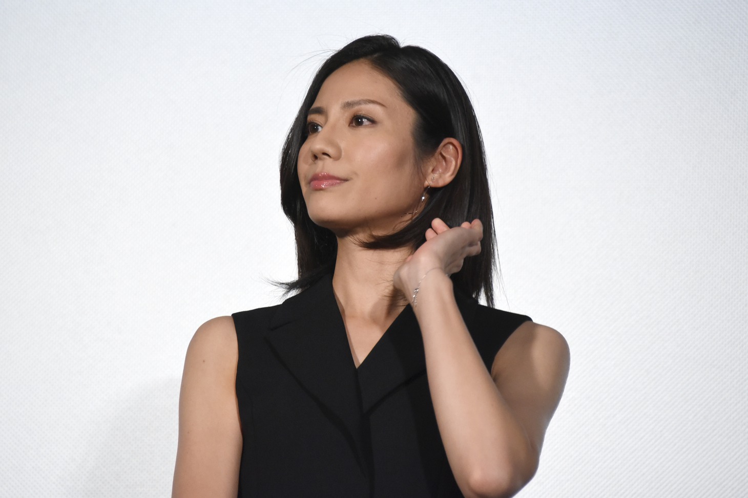 松下奈緒