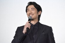 観客からの「楽しかったです！」との答えに喜ぶディーン・フジオカ。