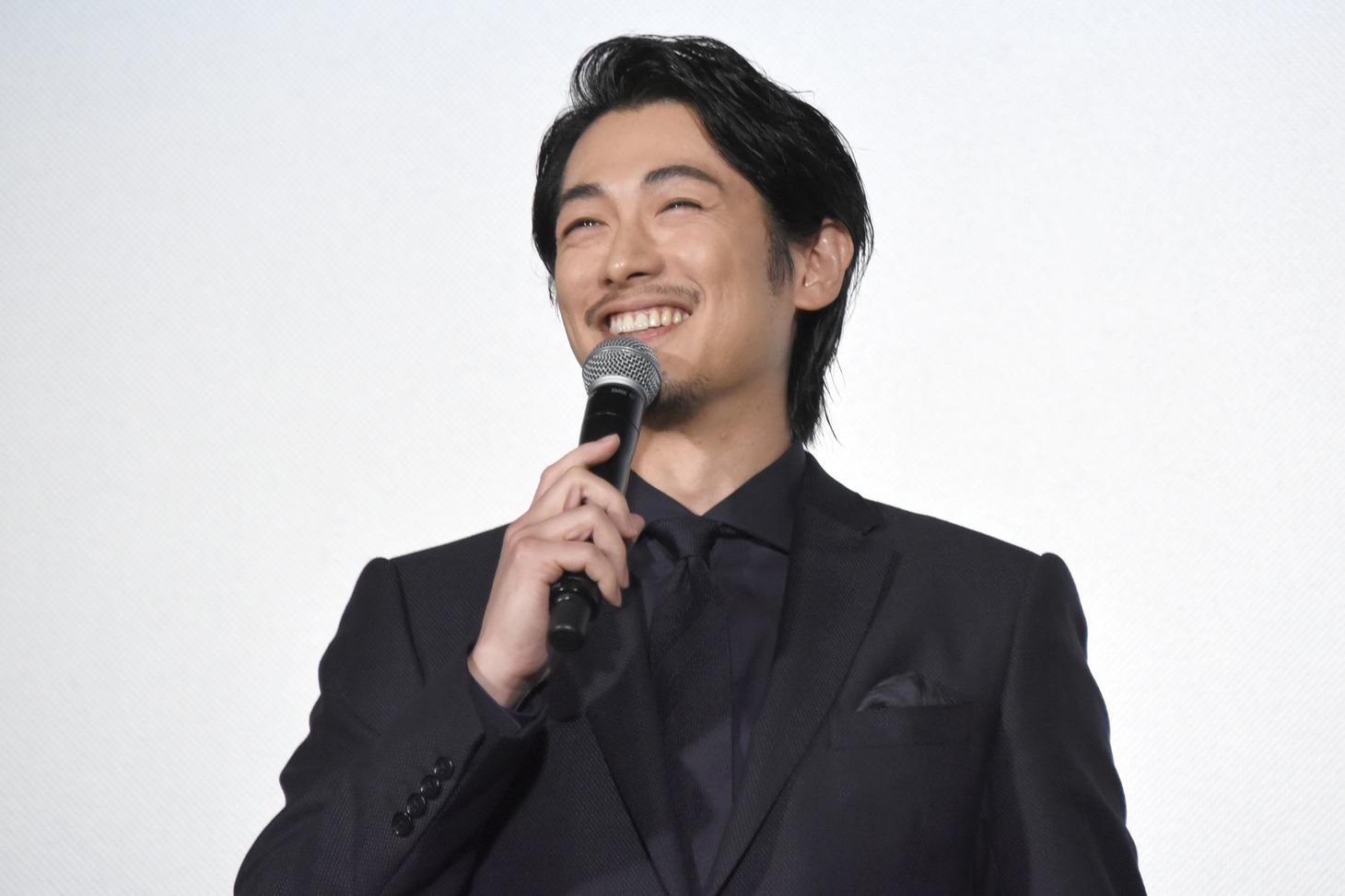 観客からの「楽しかったです！」との答えに喜ぶディーン・フジオカ。